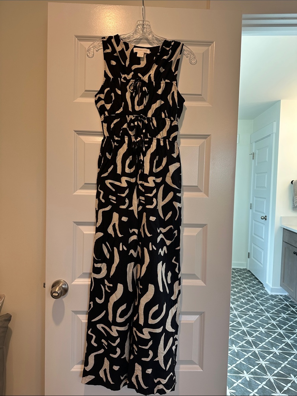 Monteau Black and White Abstract Print Jumpsuit